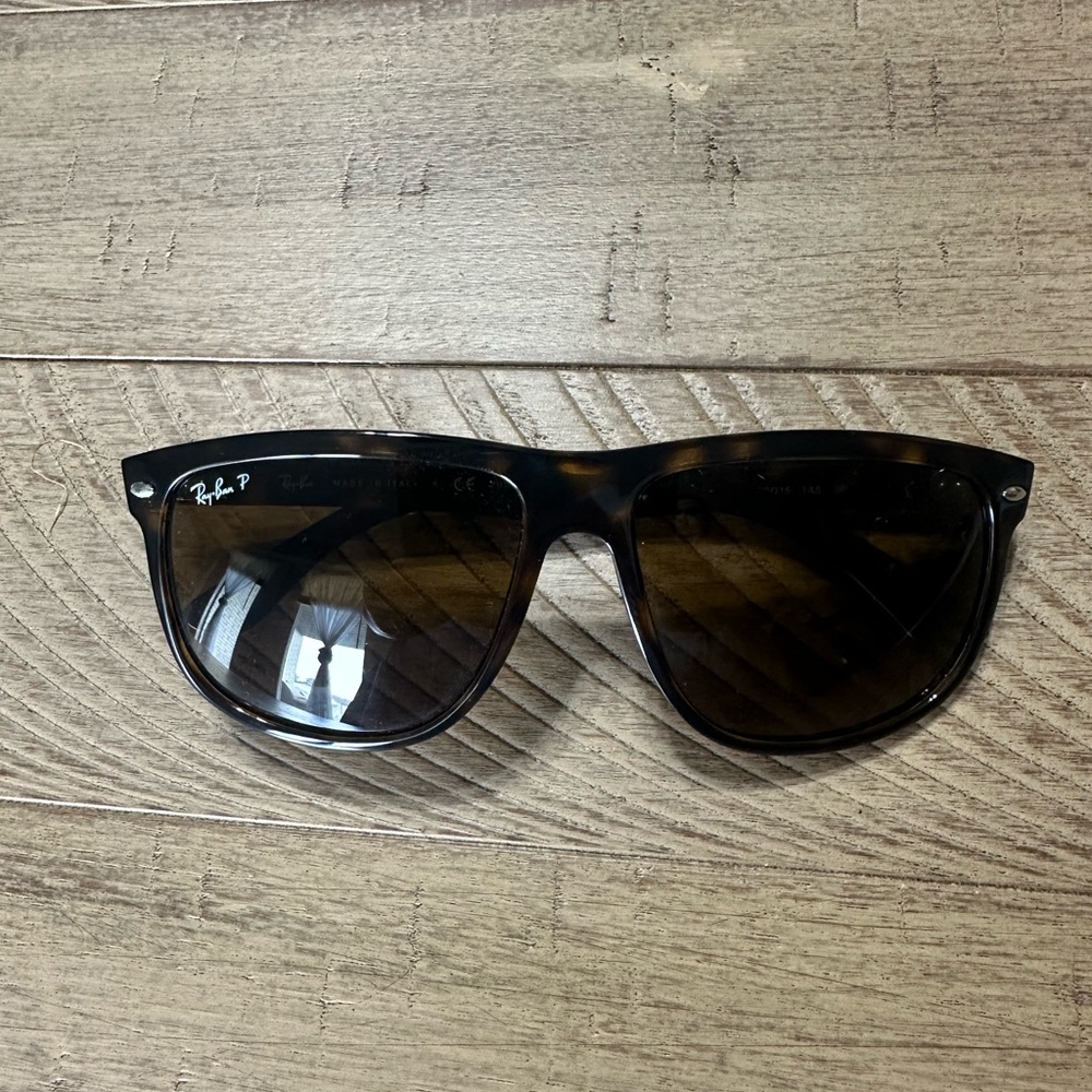 Ray-Ban Boyfriend Sunglasses RB4147